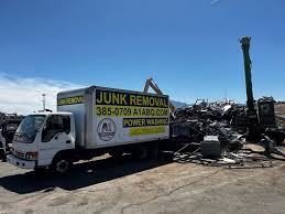 Best Yard Waste Removal  in Sheridan, IL